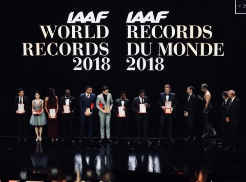 Ο Καραλής βραβεύτηκε από την IAAF για το Παγκόσμιο ρεκόρ