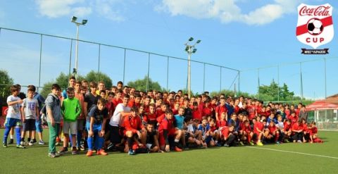Νέο ρεκόρ ποδοσφαίρου στη Πάτρα για το Coca-Cola Cup
