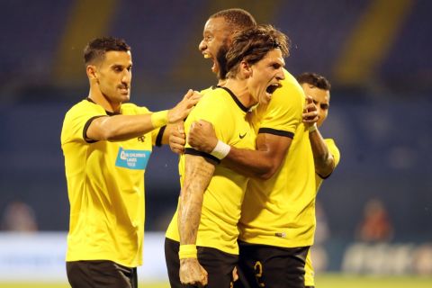 Το ποδόσφαιρο νίκησε το σκοτάδι και η ΑΕΚ του Αλμέιδα βρυχάται και στην Ευρώπη