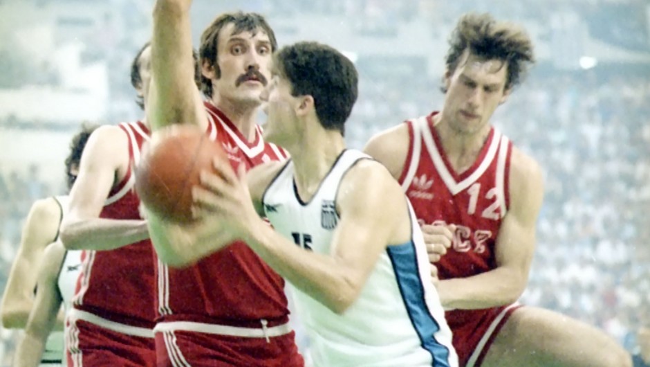 Ο Μαρτσουλιόνις σε φάση από τον τελικό του EuroBasket 1987