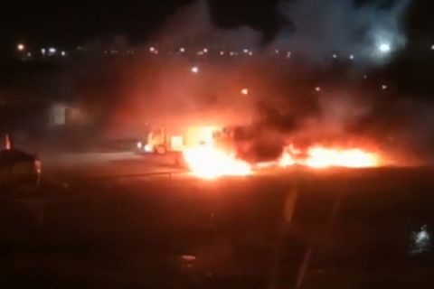 Οπαδοί της Αλντοσίβι έκαψαν τα αυτοκίνητα ποδοσφαιριστών μετά από ήττα