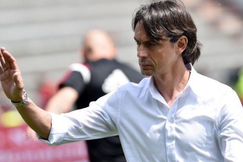 REGGIO NELL'EMILIA, ITALY - MAY 17:  Filippo Inzaghi head coach of Milan before the Serie A match between US Sassuolo Calcio and AC Milan on May 17, 2015 in Reggio nell'Emilia, Italy.  (Photo by Giuseppe Bellini/Getty Images)