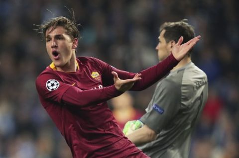 Roma midfielder Nicolo' Zaniolo gestures during the Champions League round of 16, 2nd leg, soccer match between FC Porto and AS Roma at the Dragao stadium in Porto, Portugal, Wednesday, March 6, 2019. (AP Photo/Luis Vieira)