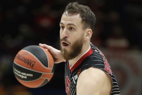 Olimpia Milan's Sergio Rodriguez goes for a basket during the Euro League basketball match between Olimpia Milan and Alba Berlin , in Milan, Italy, Tuesday, Feb. 4, 2020. (AP Photo/Luca Bruno)