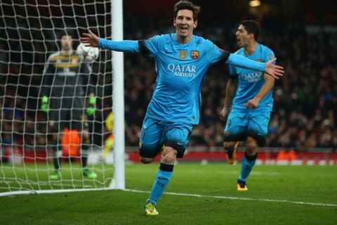 LONDON, ENGLAND - FEBRUARY 23:  Lionel Messi of Barcelona celebrates after scoring his second goal during the UEFA Champions League round of 16 first leg match between Arsenal and Barcelona on February 23, 2016 in London, United Kingdom.  (Photo by Paul Gilham/Getty Images)