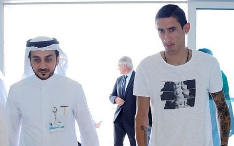 A handout picture made available by the Aspetar hospital on August 4, 2015 shows Argentinian football player Angel Di Maria (R) arriving for a routine medical check at the Aspetar Orthopaedic and Sports Medicine Hospital in Doha ahead of his transfer from Manchester United to Paris Saint-Germain (PSG). AFP PHOTO / HO / ASPETAR HOSPITAL  == RESTRICTED TO EDITORIAL USE - MANDATORY CREDIT "AFP PHOTO / HO / ASPETAR HOSPITAL" - NO MARKETING NO ADVERTISING CAMPAIGNS - DISTRIBUTED AS A SERVICE TO CLIENTS ==HO/AFP/Getty Images
