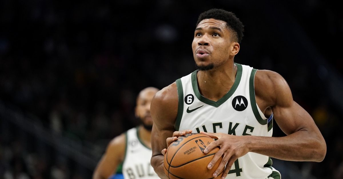 Bucks 103-109: Antetokounmpo changes shooting style and wins again in New York