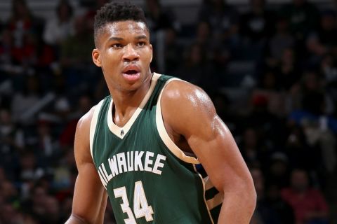 Milwaukee, WI - JANUARY 2:  Giannis Antetokounmpo #34 of the Milwaukee Bucks handles the ball against the Oklahoma City Thunder on January 2, 2017 at the BMO Harris Bradley Center in Milwaukee, Wisconsin. NOTE TO USER: User expressly acknowledges and agrees that, by downloading and or using this Photograph, user is consenting to the terms and conditions of the Getty Images License Agreement. Mandatory Copyright Notice: Copyright 2017 NBAE (Photo by Gary Dineen/NBAE via Getty Images)