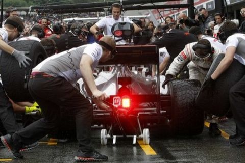 Pitstop-ρεκόρ για τη McLaren