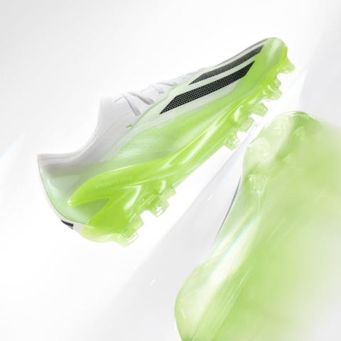 X CRAZYFAST: Η Adidas λανσάρει το απόλυτο ποδοσφαιρικό παπούτσι για τυχερή επίδοση σε όλες τις φάσεις του παιχνιδιού