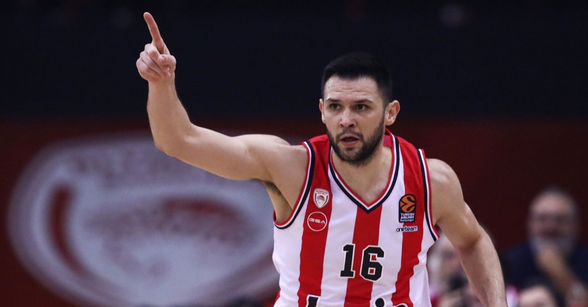 Anatolo Efes: How Papanikolaou changed the data from “4”, the safety of Williams-Goss and the mark on the positions