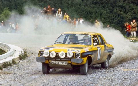 Classic Car Opel Ascona A: Ξέρατε ότι κέρδισε την πρώτη νίκη της Opel στο WRC, στο Ράλι Ακρόπολις το 1975;
