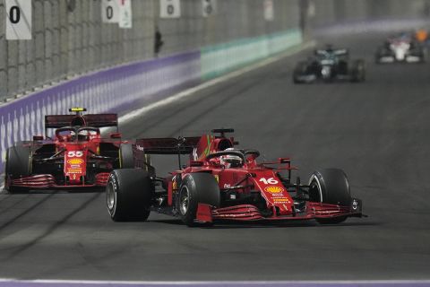 Formula 1: Η Ferrari θα δώσει το χρίσμα σε όποιον εκ των Σάινθ και Λεκλέρ το κερδίσει στην πίστα
