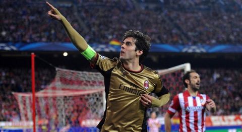 MADRID, SPAIN - MARCH 11:  Kaka  of AC Milan celebrates after scoring his team's first goal during the UEFA Champions League Round of 16, second leg match between Club Atletico de Madrid and AC Milan at Vicente Calderon Stadium on March 11, 2014 in Madrid, Spain.  (Photo by Denis Doyle/Getty Images)