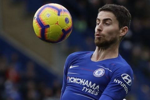 Chelsea's Jorginho stops the ball during the English Premier League soccer match between Chelsea and Fulham at Stamford Bridge stadium in London, Sunday, Dec. 2, 2018. (AP Photo/Kirsty Wigglesworth)