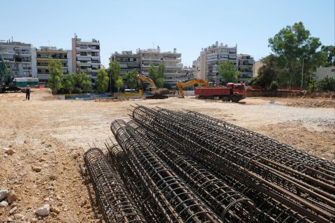 Οι εργασίες στην οδό Αρτάκης όπου θα κατασκευαστεί το νέο γήπεδο του Πανιωνίου