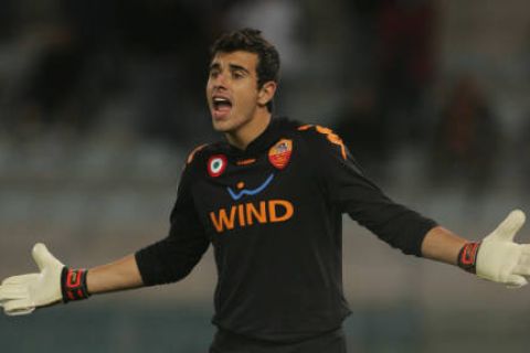 20 october 2007: Curci of Roma in action during the Italian Serie A 8th round match played between Roma and Napoli, at Olimpic Stadium in Rome. © PAOLO BRUNO/ GRAZIANERI.