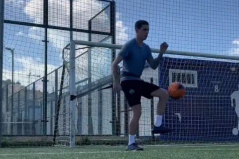 Το VIDEO του Αϊτόρ κάνοντας ασκήσεις με μπάλα: "Ένα βήμα ακόμα"