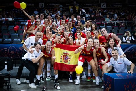 Η Εθνική Νέων Γυναικών της Ισπανίας διέλυσε τη Σερβία με διαφορά 58 πόντων στον μικρό τελικό του EuroBasket U20