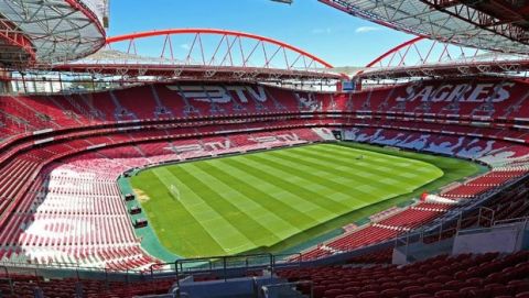 Champions League: Σκέψεις για Final-8 στην Πορτογαλία