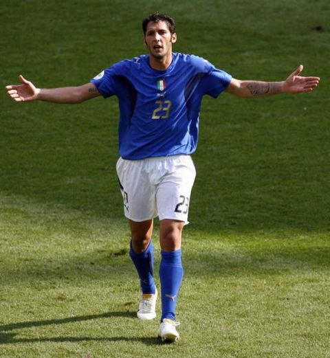Kaiserslautern, GERMANY:  Italian defender Marco Materazzi reacts after being sent off during the round of 16 World Cup football match between Italy and Australia at Kaiserslautern's Fritz-Walter Stadium, 26 June 2006. The winner of this match will play either Switzerland or Ukraine in the next round.  AFP PHOTO / DDP / MARTIN OESER  (Photo credit should read MARTIN OESER/AFP/Getty Images)