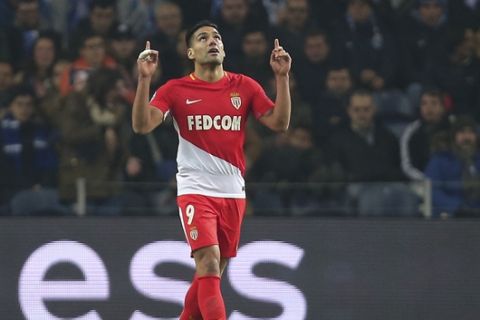 Monaco's Radamel Falcao gestures after scoring his side's second goal during the Champions League group G soccer match between FC Porto and AS Monaco at the Dragao stadium in Porto, Portugal, Wednesday, Dec. 6, 2017. (AP Photo/Luis Vieira)