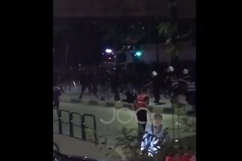 Συμπλοκές μεταξύ οπαδών της Ρόμα και της Φέγενορντ στα Τίρανα, 60 συλλήψεις από την αστυνομία