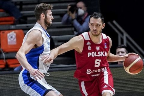 Ο Τσελ στον αγώνα της Πολωνίας με το Ισραήλ για τα προκριματικά του EuroBasket 2022