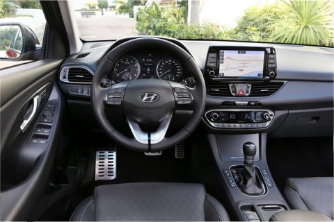 Οδηγούμε το νέο Hyundai i30 