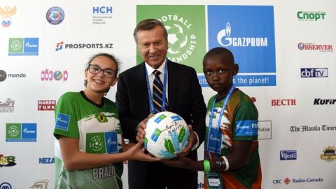Παιδιά από 211 χώρες βρέθηκαν στη Μόσχαγια το "Ποδόσφαιρο για τη Φιλία 2018"
