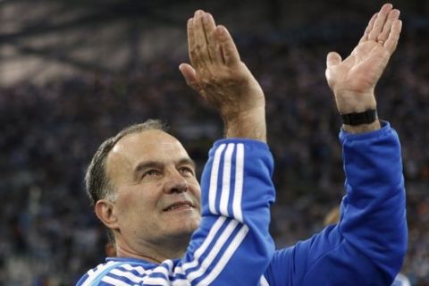 Olympique Marseille's coach Marcelo Bielsa gestures at the end of match against Bastia during their French Ligue 1 soccer match at the Velodrome Stadium in Marseille, France, May 23, 2015. REUTERS/Philippe Laurenson 
Picture Supplied by Action Images
