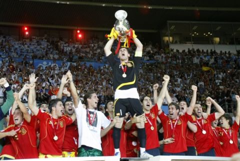 Spain's Iker Casillas lifts the trophy after the Euro 2008 final between Germany and Spain in the Ernst-Happel stadium in Vienna, Austria, Sunday, June 29, 2008, the last day of the European Soccer Championships in Austria and Switzerland. Spain defeated Germany 1-0. (AP Photo/Bernat Armangue)