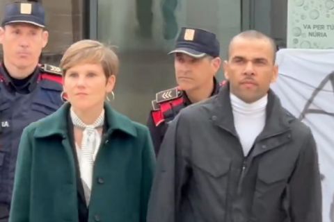 Το VIDEO της προσωρινής αποφυλάκισης του Ντάνι Άλβες μετά την κατάθεση της εγγύησης