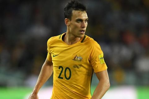 SYDNEY, NEW SOUTH WALES - MARCH 29: Trent Sainsbury of the Socceroos controls the ball during the 2018 FIFA World Cup Qualification match between the Australian Socceroos and Jordan at Allianz Stadium on March 29, 2016 in Sydney Australia.  (Photo by Brett Hemmings/Getty Images)