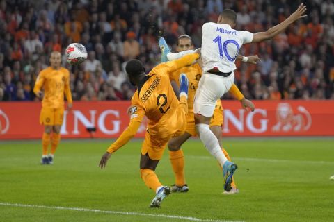 Ο Κιλιάν Εμπαπέ σκοράρει με την εθνική Γαλλίας απέναντι στην Ολλανδία για τα προκριματικά του Euro 2024 | 13 Οκτωβρίου 2023