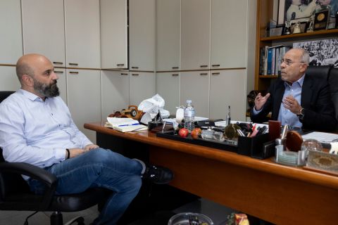 Ο Γιώργος Κούδας με τον ρεπόρτερ του SPORT24, Σάββα Τζιομπάνογλου