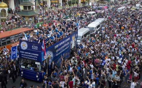 "Πάρτι" διαρκείας στην Ταϊλάνδη για την Λέστερ