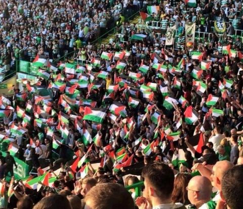 Σήκωσαν εκατοντάδες σημαίες της Παλαιστίνης οι οπαδοί της Σέλτικ