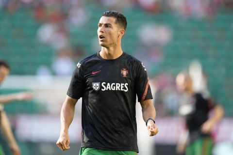 Ο Κριστιάνο Ρονάλντο με τη φανέλα της Πορτογαλίας σε ματς κόντρα στην Τσεχία για το Nations League | 9 Ιουνίου 2022