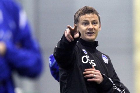 Former Manchester United player Ole Gunnar Solskjaer attends his first training session as manager of the Norwegian team Molde FK in Molde on January 12, 2011.       AFP PHOTO / CORNELIUS POPPE    - NORWAY OUT - (Photo credit should read CORNELIUS POPPE/AFP/Getty Images)