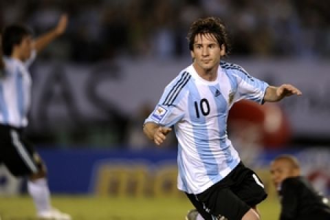 Νίκες για Αργεντινή και Ουρουγουάη