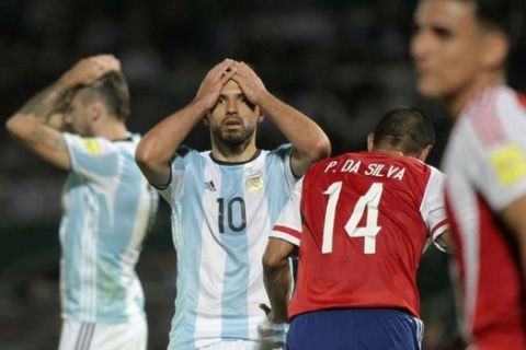 Αγκουέρο: "Σκέφτομαι ότι είμαι κακός παίκτης"
