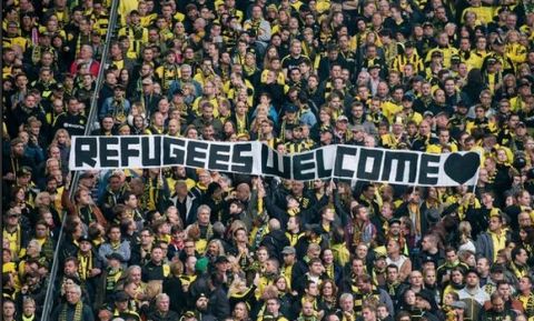 "Πρόσφυγες, καλωσήρθατε..."