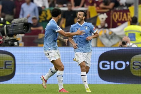 Ο Πέδρο της Λάτσιο πανηγυρίζει γκολ που σημείωσε κόντρα στη Ρόμα για τη Serie A 2021-2022 στο "Ολίμπικο", Ρώμη | Κυριακή 27 Σεπτεμβρίου 2021
