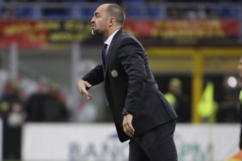Udinese coach Igor Tudor gives indications during the Serie A soccer match between AC Milan and Udinese, at the San Siro stadium in Milan, Italy, Tuesday, April 2, 2019. (AP Photo/Luca Bruno)