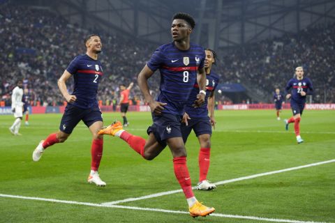 Ο Ορελιέν Τσουαμενί πανηγυρίζει γκολ της Γαλλίας κόντρα στην Ακτή Ελεφαντοστού σε διεθνή φιλική αναμέτρηση | 25 Μαρτίου 2022