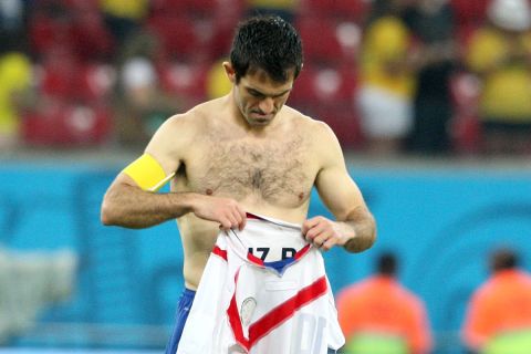 Ο Γιώργος Καραγκούνης στο τελευταίο ματς της καριέρας του με την Κόστα Ρίκα