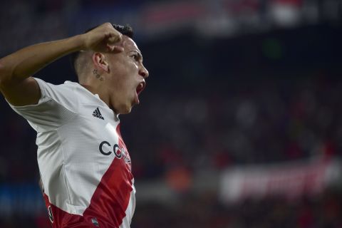 Ezequiel Barco of Argentina's River Plate, celebrates scoring his side's second goal against Peru's Sporting Cristal during a Copa Libertadores Group D soccer match at Monumental stadium in Buenos Aires, Argentina, Wednesday, April 19, 2023. (AP Photo/Gustavo Garello)