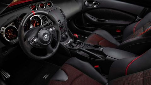 Πανίσχυρο και πανέμορφο το επειτειακό Nissan 370Z