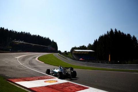 SPA, BELGIUM - AUGUST 21:  Nico Rosberg of Germany and Mercedes GP drives during practice for the Formula One Grand Prix of Belgium at Circuit de Spa-Francorchamps on August 21, 2015 in Spa, Belgium.  (Photo by Dan Istitene/Getty Images)